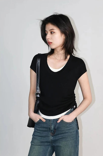 BLACK KNITTED PLEATED CASUAL TEE