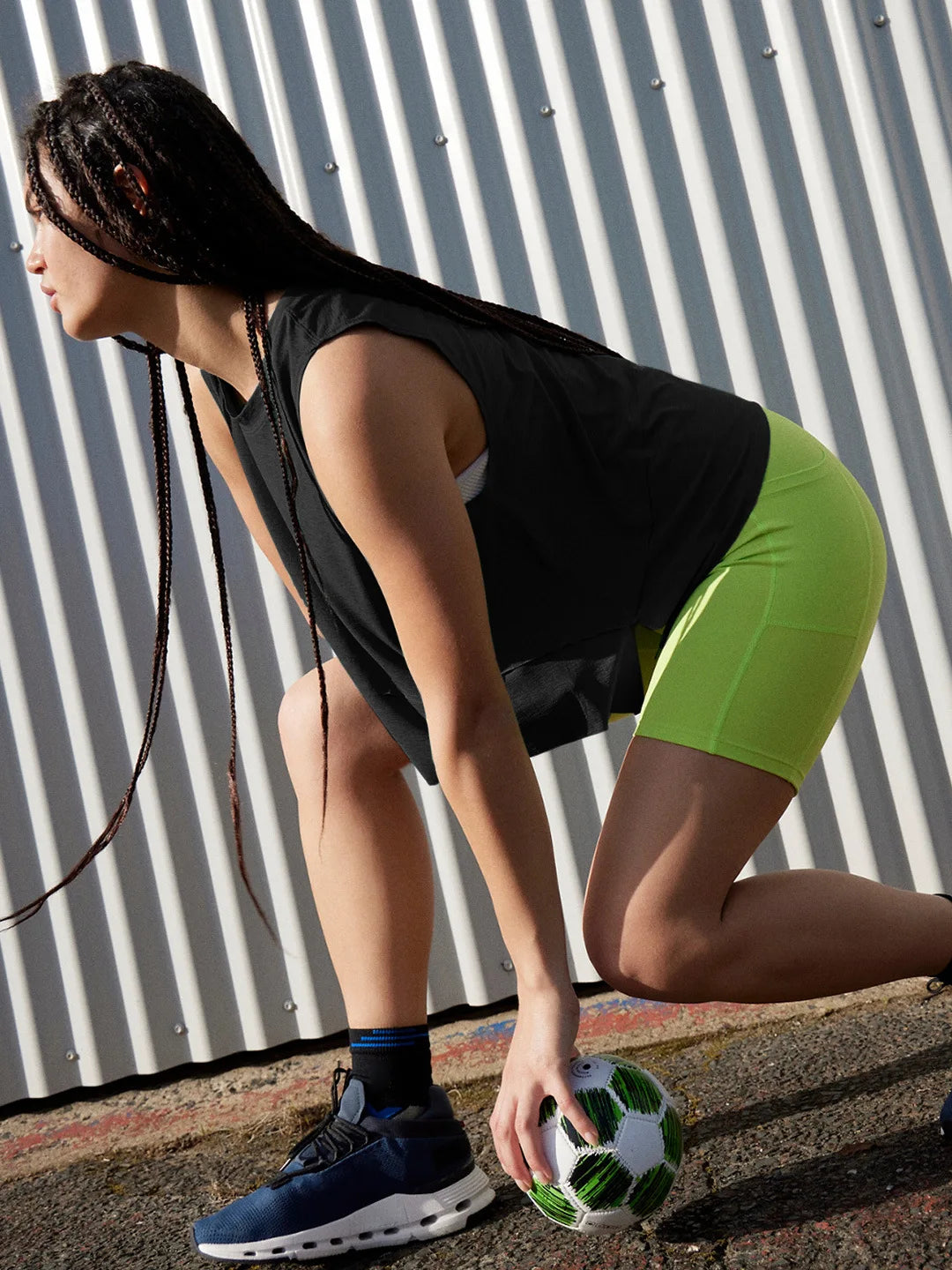 BLACK ASYMMETRIC JOGGER TANK TOP