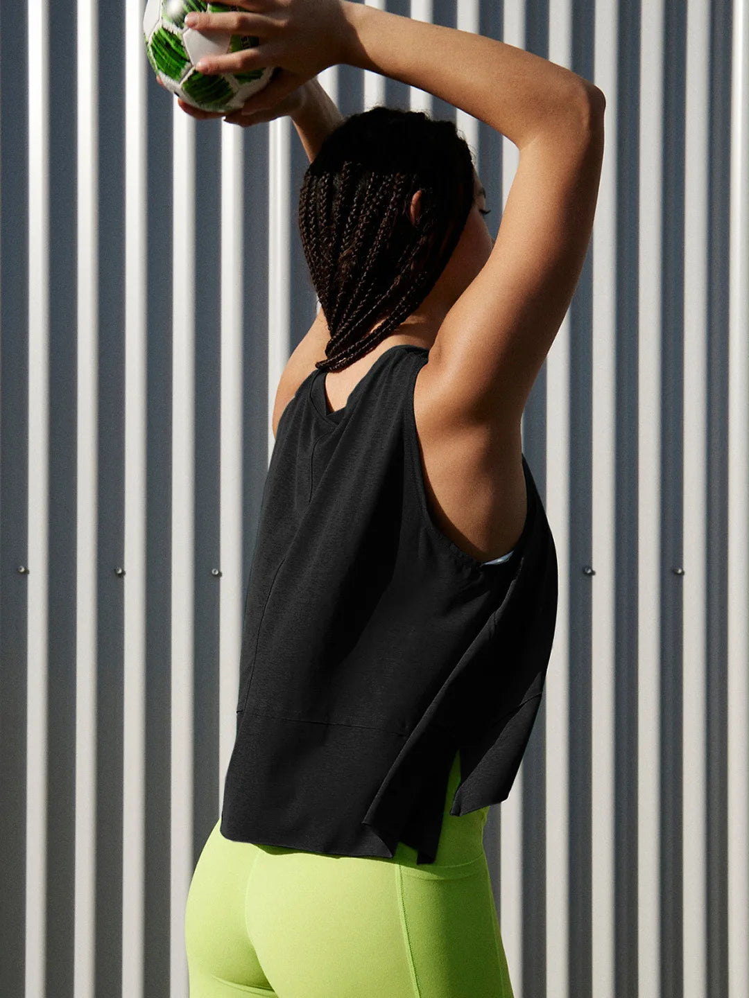 BLACK ASYMMETRIC JOGGER TANK TOP