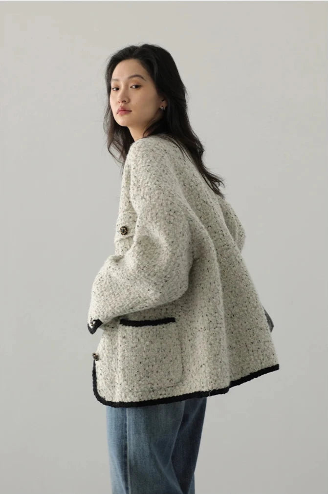 WHITE WOOLEN POLKA DOT COAT