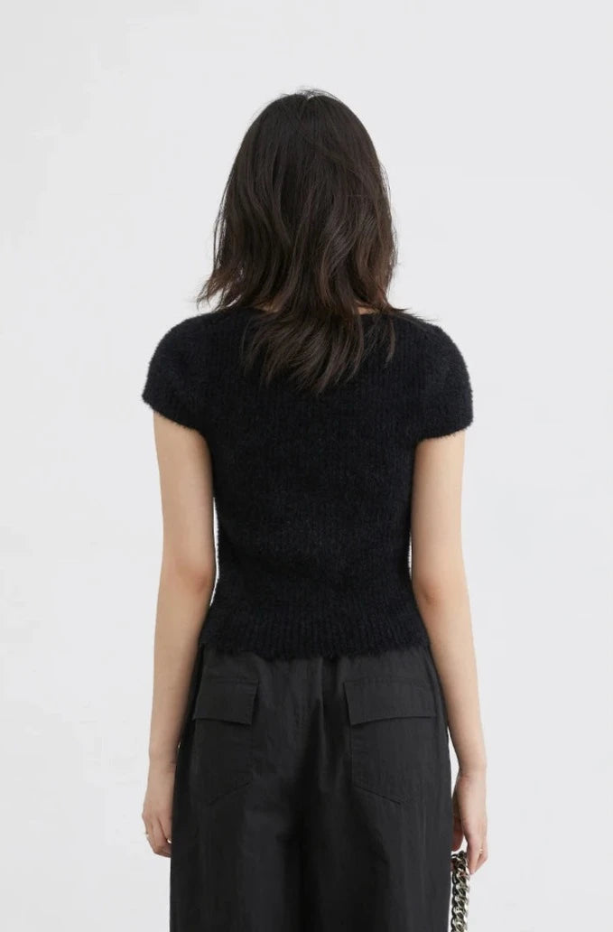 BLACK SQUARE NECK KNIT CARDIGAN