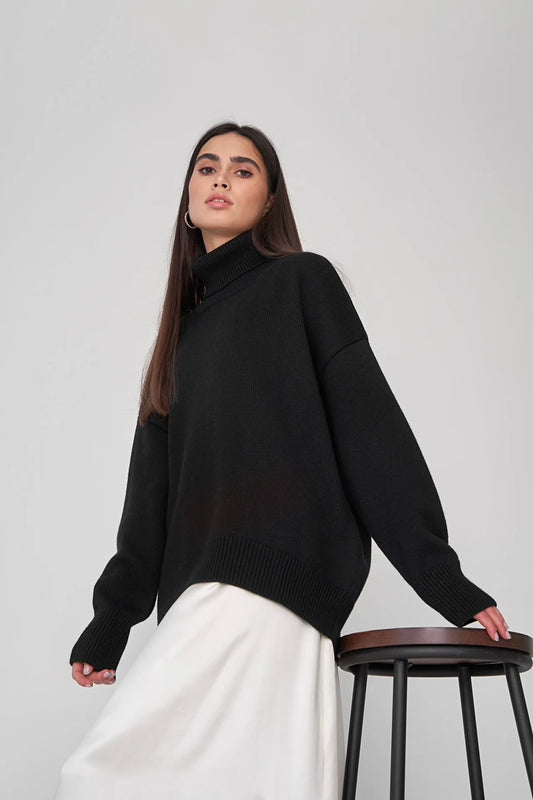 BLACK VERSATILE TURTLENECK PULLOVER