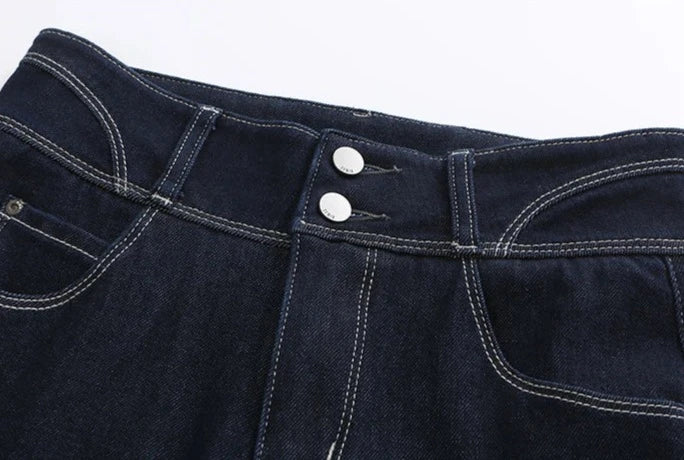 DENIM VERSATILE HIGH-WAISTED SLIM JEANS