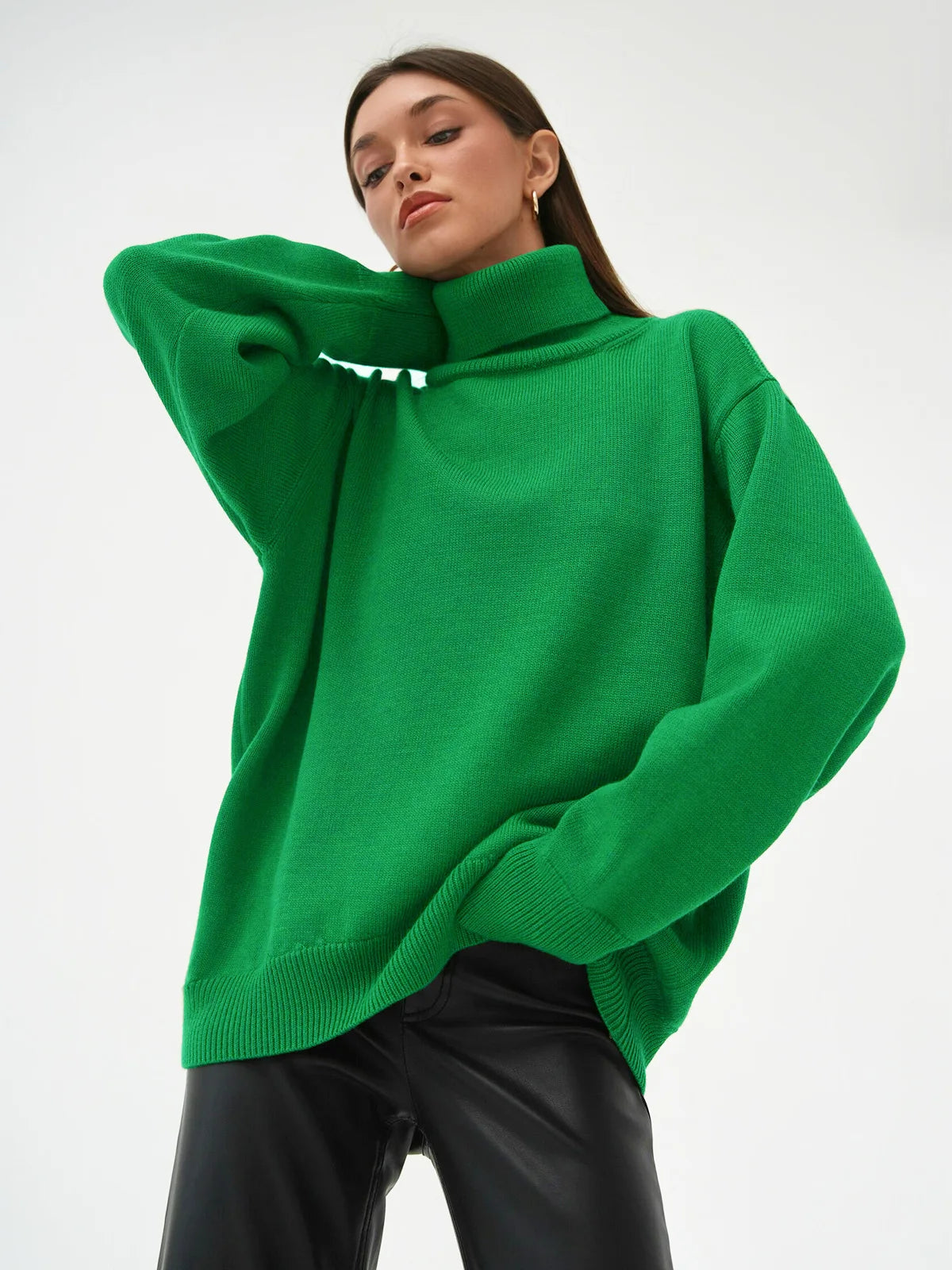 GREEN VERSATILE TURTLENECK PULLOVER