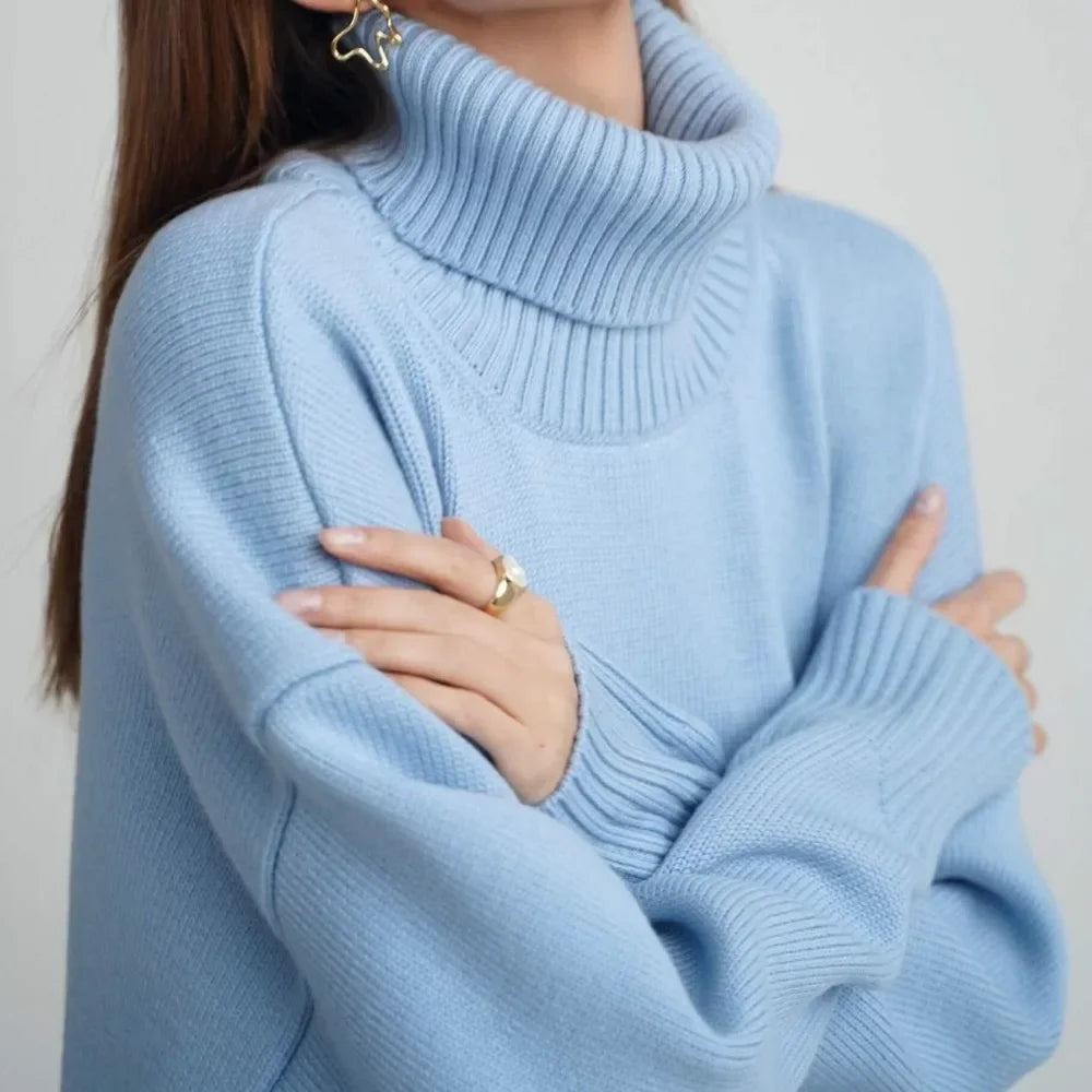 BLUE VERSATILE TURTLENECK PULLOVER