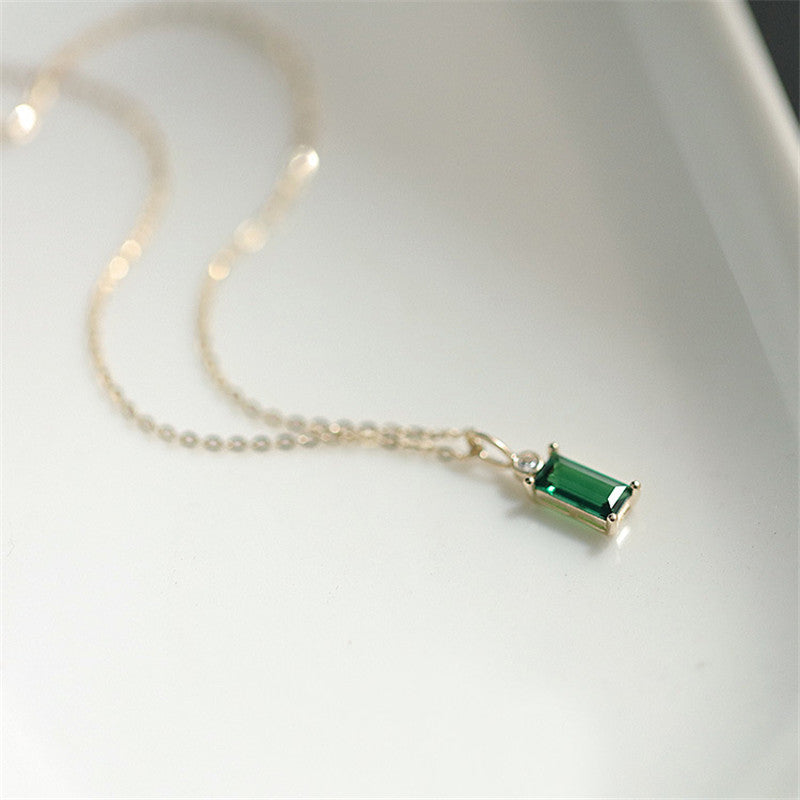 SIMPLE CLASSIC NECKLACE