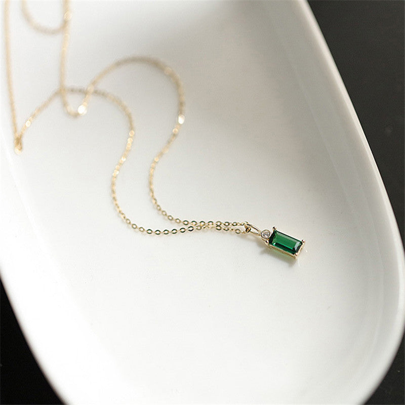 SIMPLE CLASSIC NECKLACE